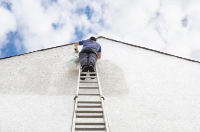 Peinture extérieure à Louzes — façades et ravalement